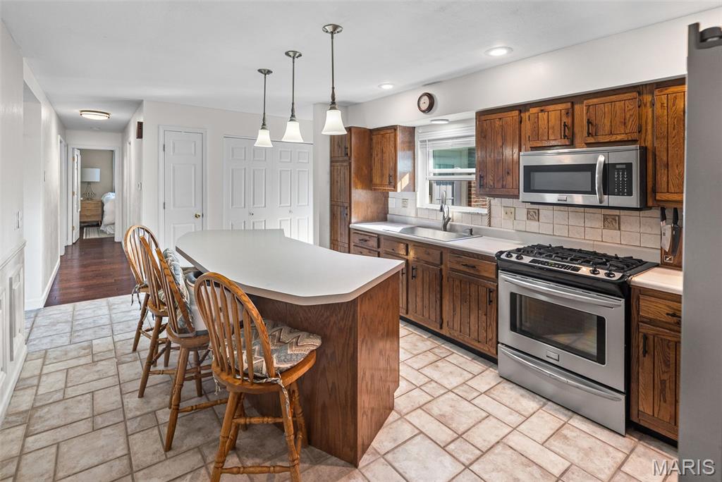 437 South Walnut Street Bethalto, IL 62010 - Photo 16 of 27