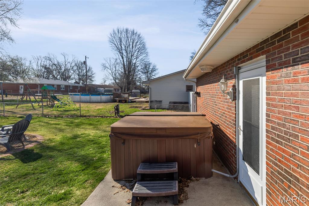 437 South Walnut Street Bethalto, IL 62010 - Photo 5 of 27