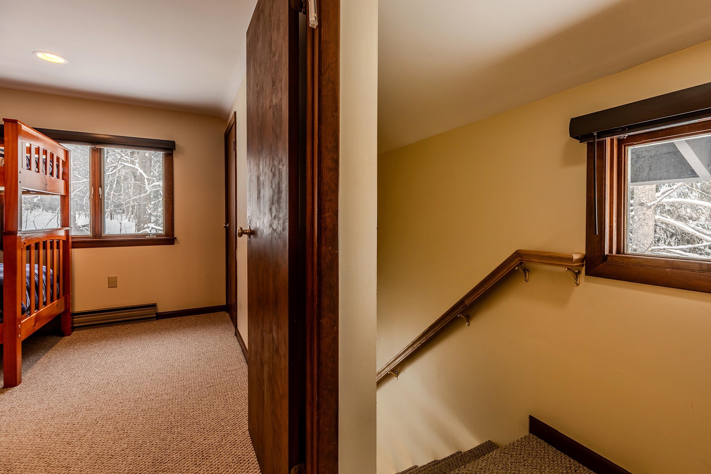 8 Silver Birch Road, Unit 8 Winhall, VT 05340 - Photo 12 of 32