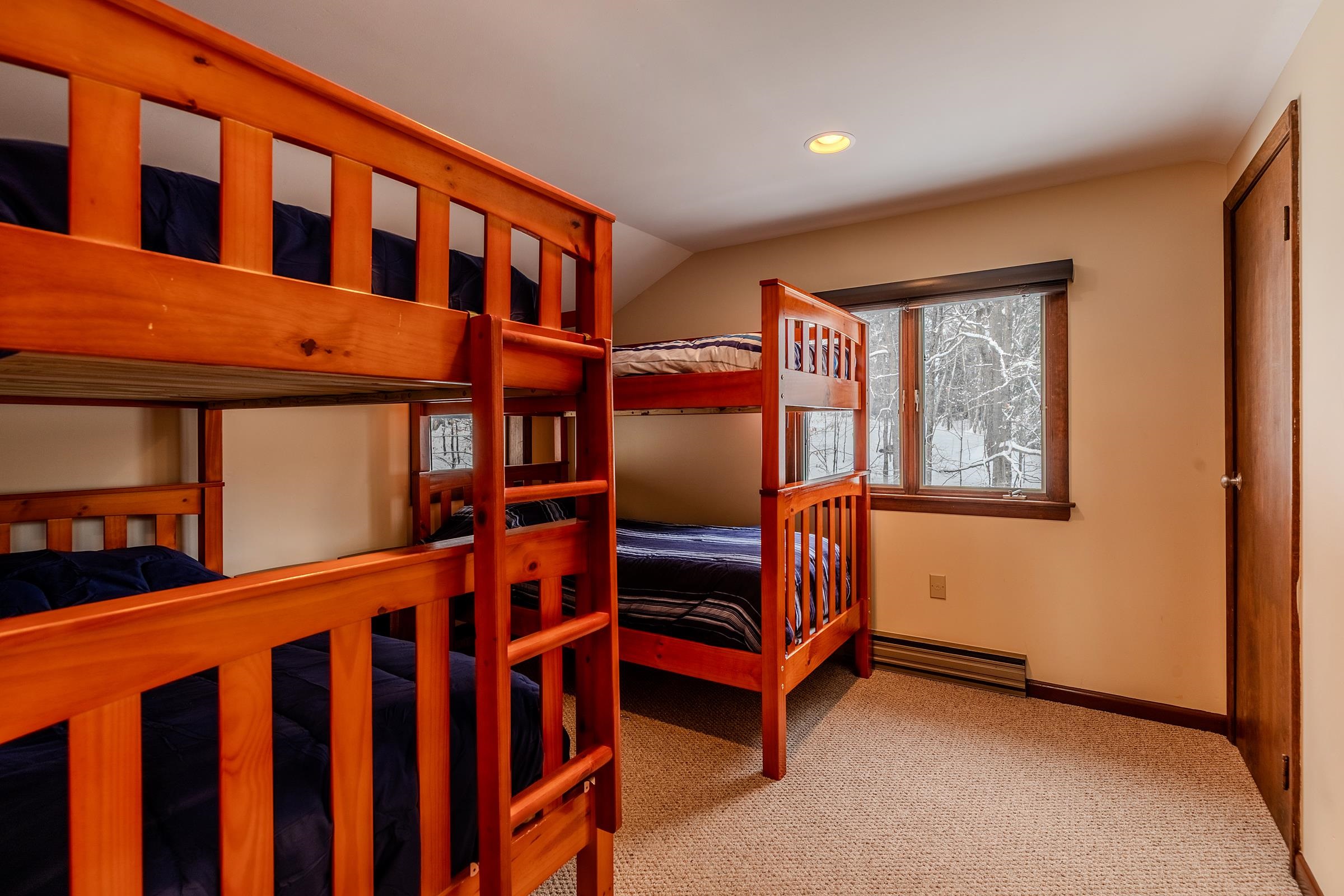 8 Silver Birch Road, Unit 8 Winhall, VT 05340 - Photo 14 of 32