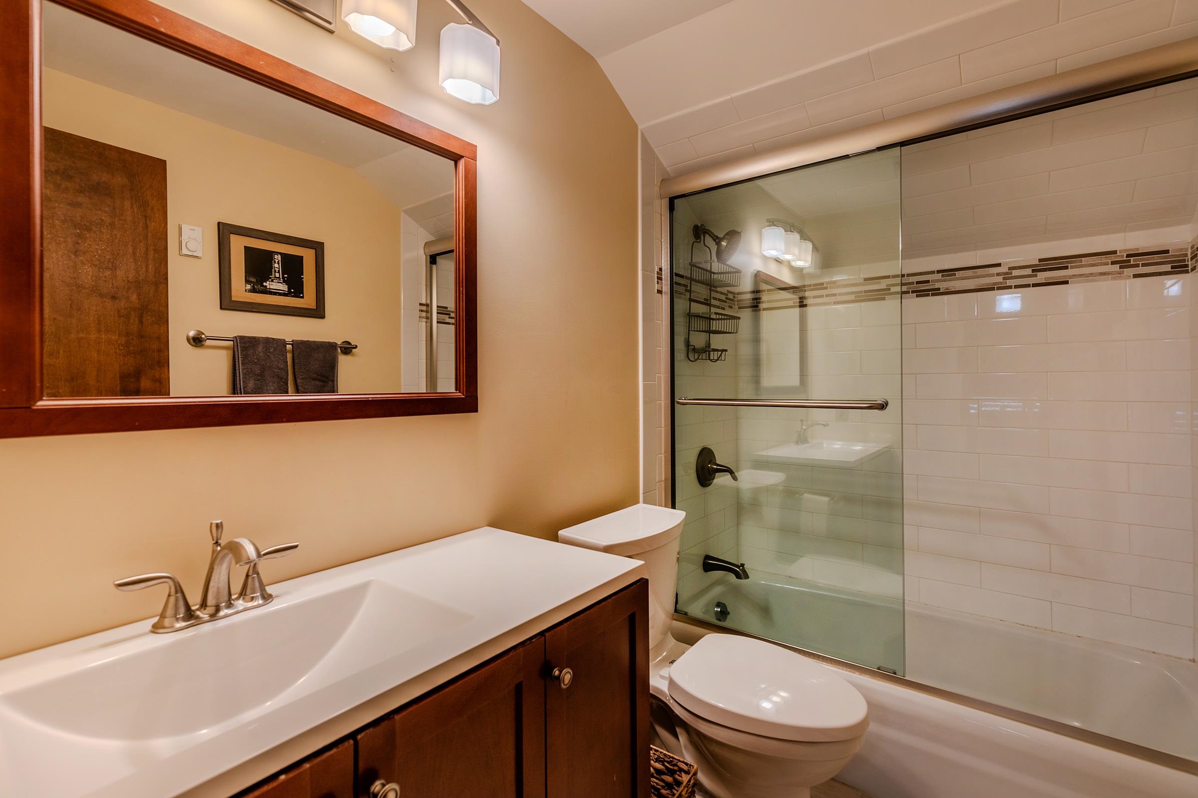 8 Silver Birch Road, Unit 8 Winhall, VT 05340 - Photo 15 of 32