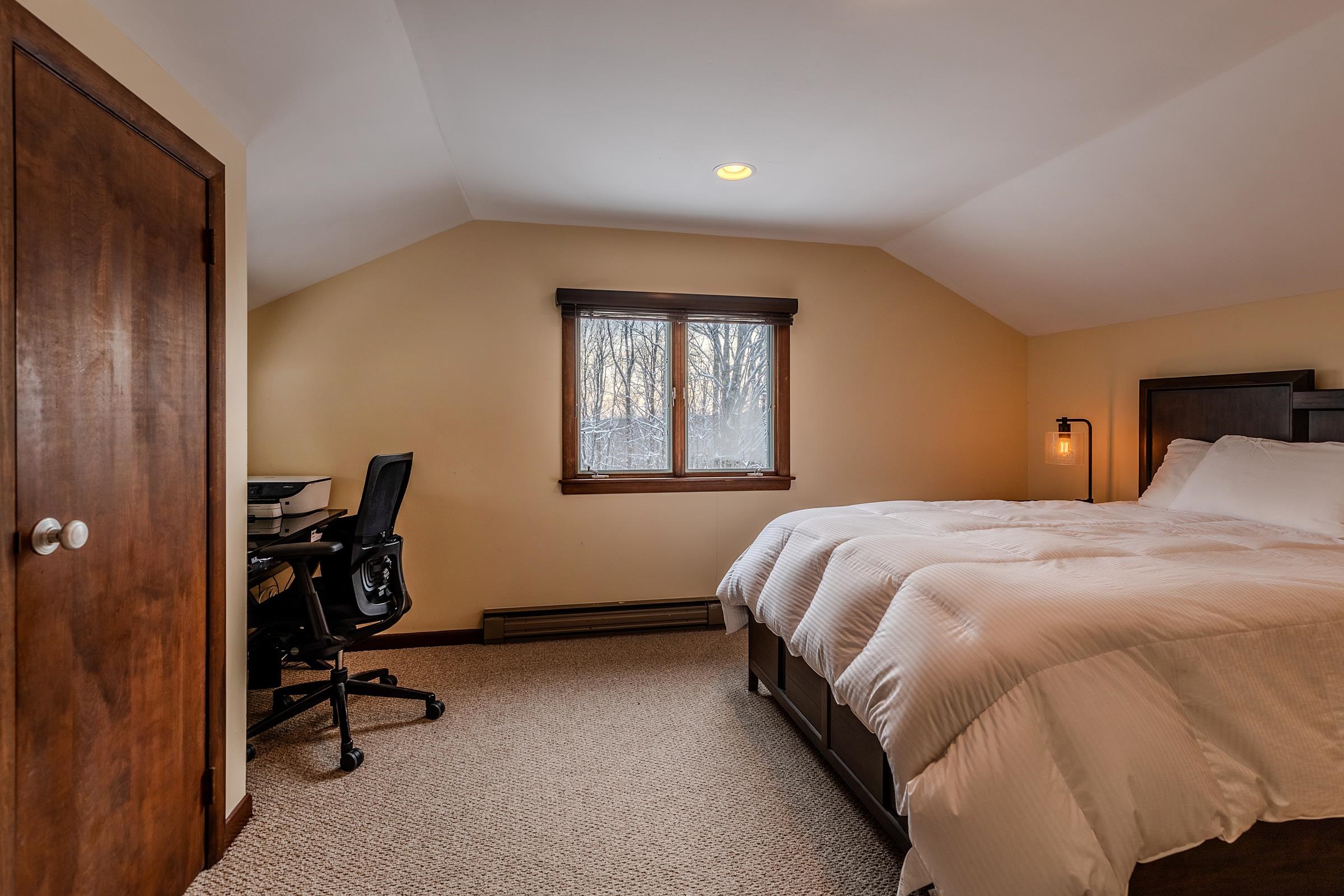 8 Silver Birch Road, Unit 8 Winhall, VT 05340 - Photo 17 of 32