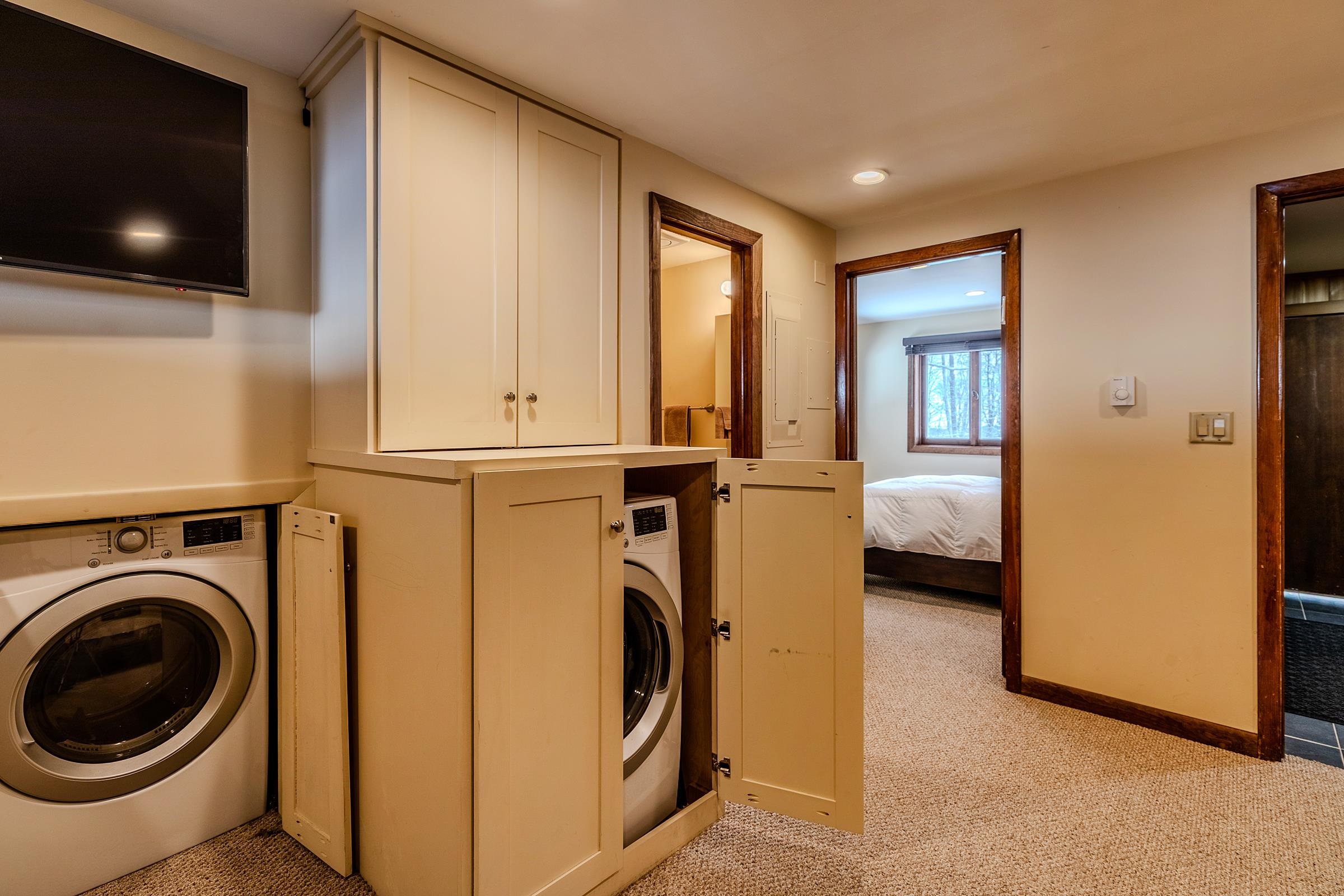 8 Silver Birch Road, Unit 8 Winhall, VT 05340 - Photo 20 of 32