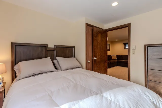 $430,000 | 8 Silver Birch Road, Unit 8, Winhall, VT 05340