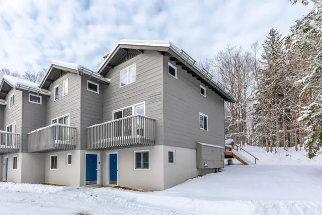 $430,000 | 8 Silver Birch Road, Unit 8, Winhall, VT 05340