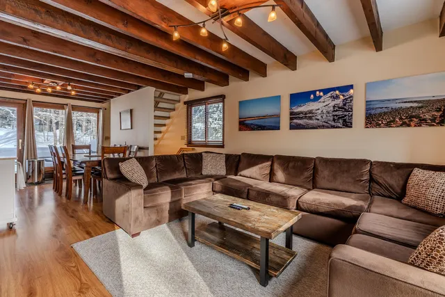 $430,000 | 8 Silver Birch Road, Unit 8, Winhall, VT 05340