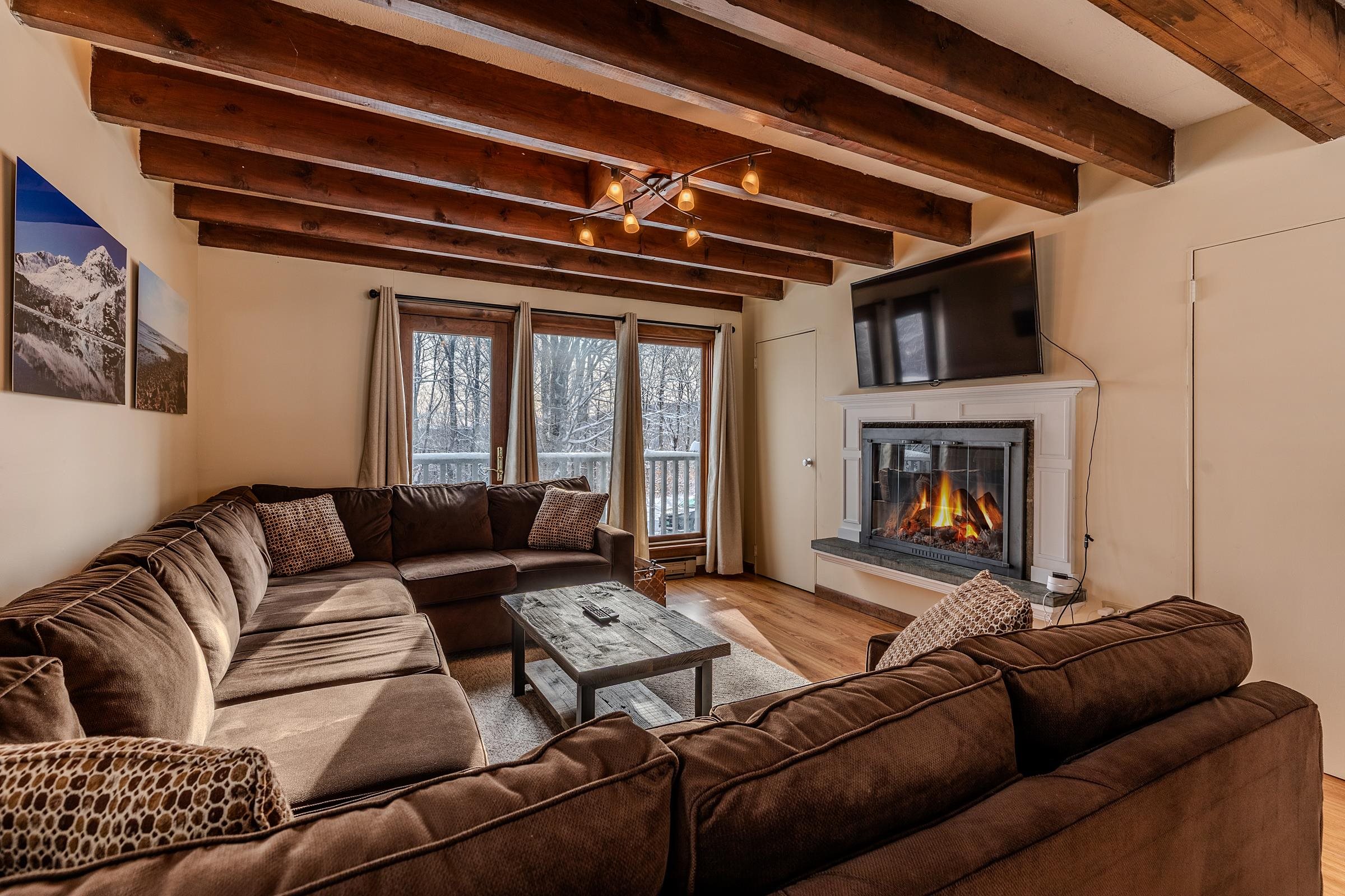 8 Silver Birch Road, Unit 8 Winhall, VT 05340 - Photo 8 of 32