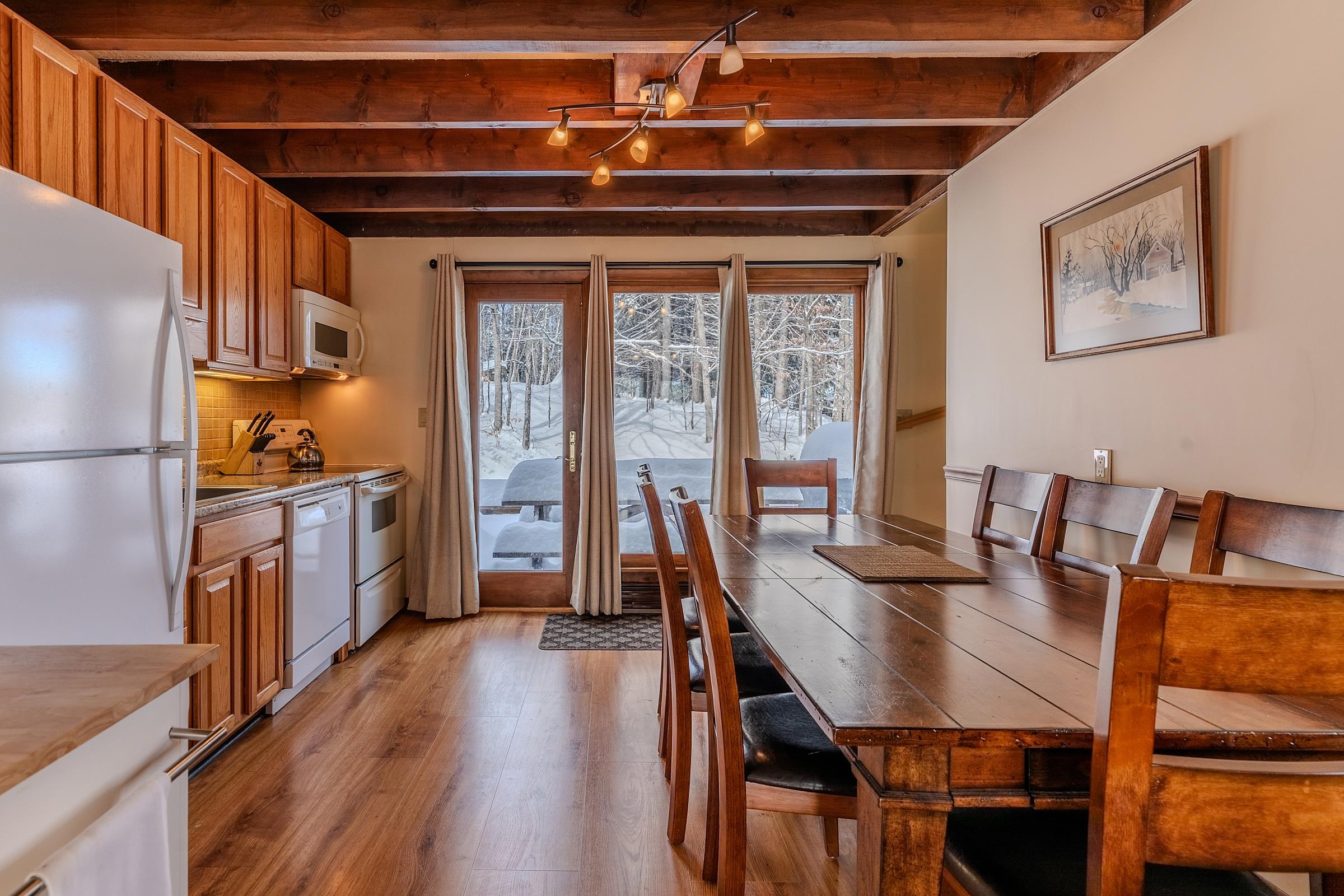 8 Silver Birch Road, Unit 8 Winhall, VT 05340 - Photo 9 of 32