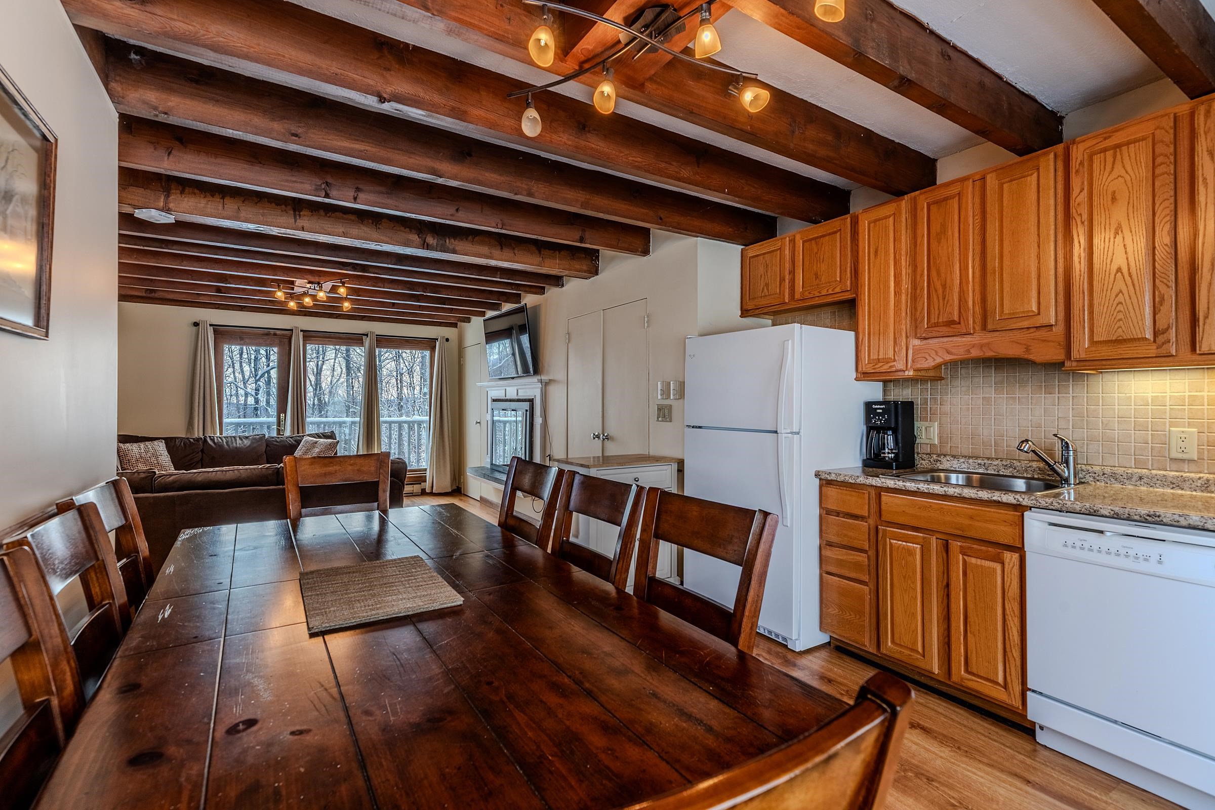 8 Silver Birch Road, Unit 8 Winhall, VT 05340 - Photo 10 of 32