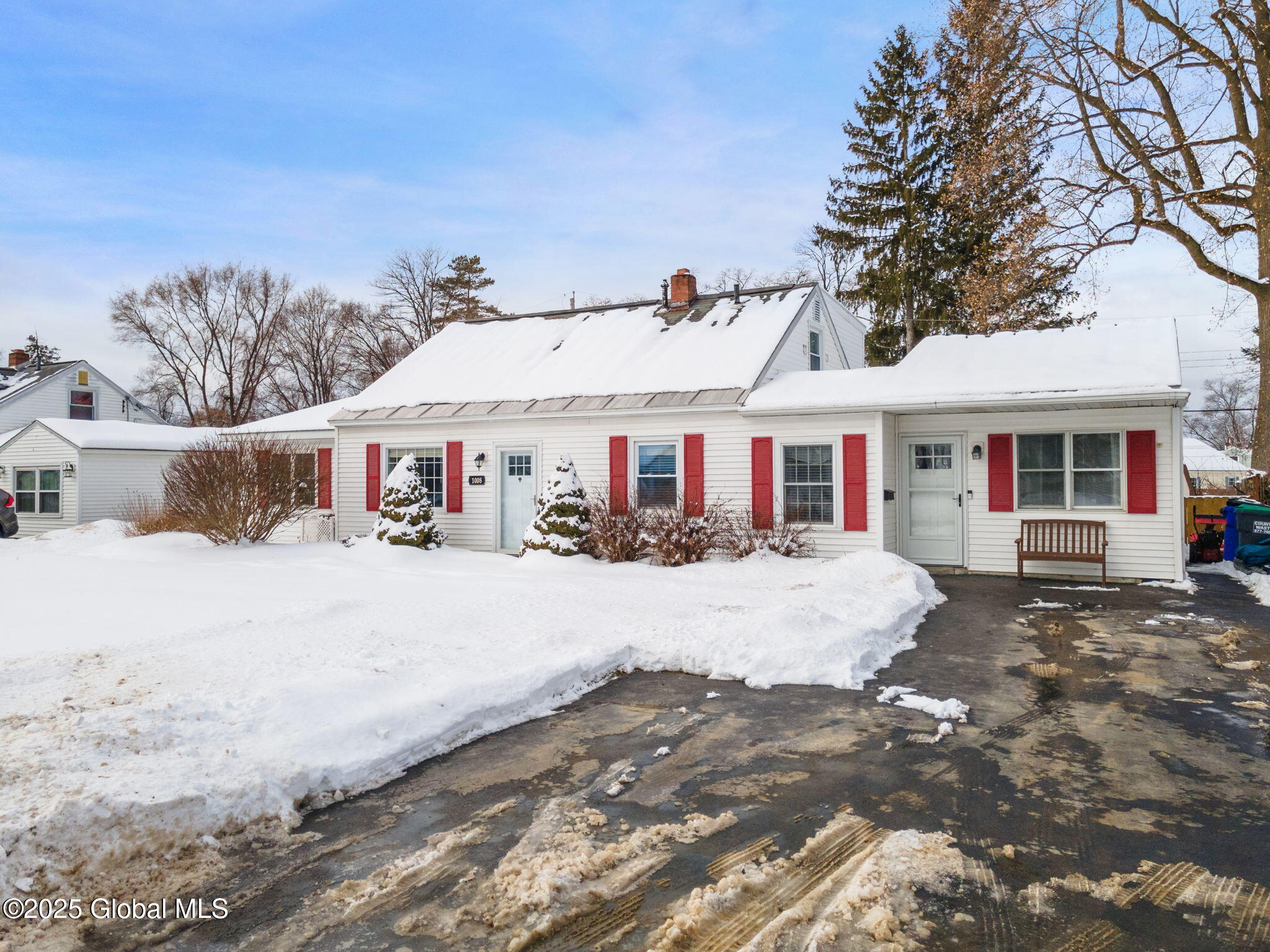 1008 Roberta Road Rotterdam, NY 12303 - Photo 2 of 42 2-1008RobertaRd_02