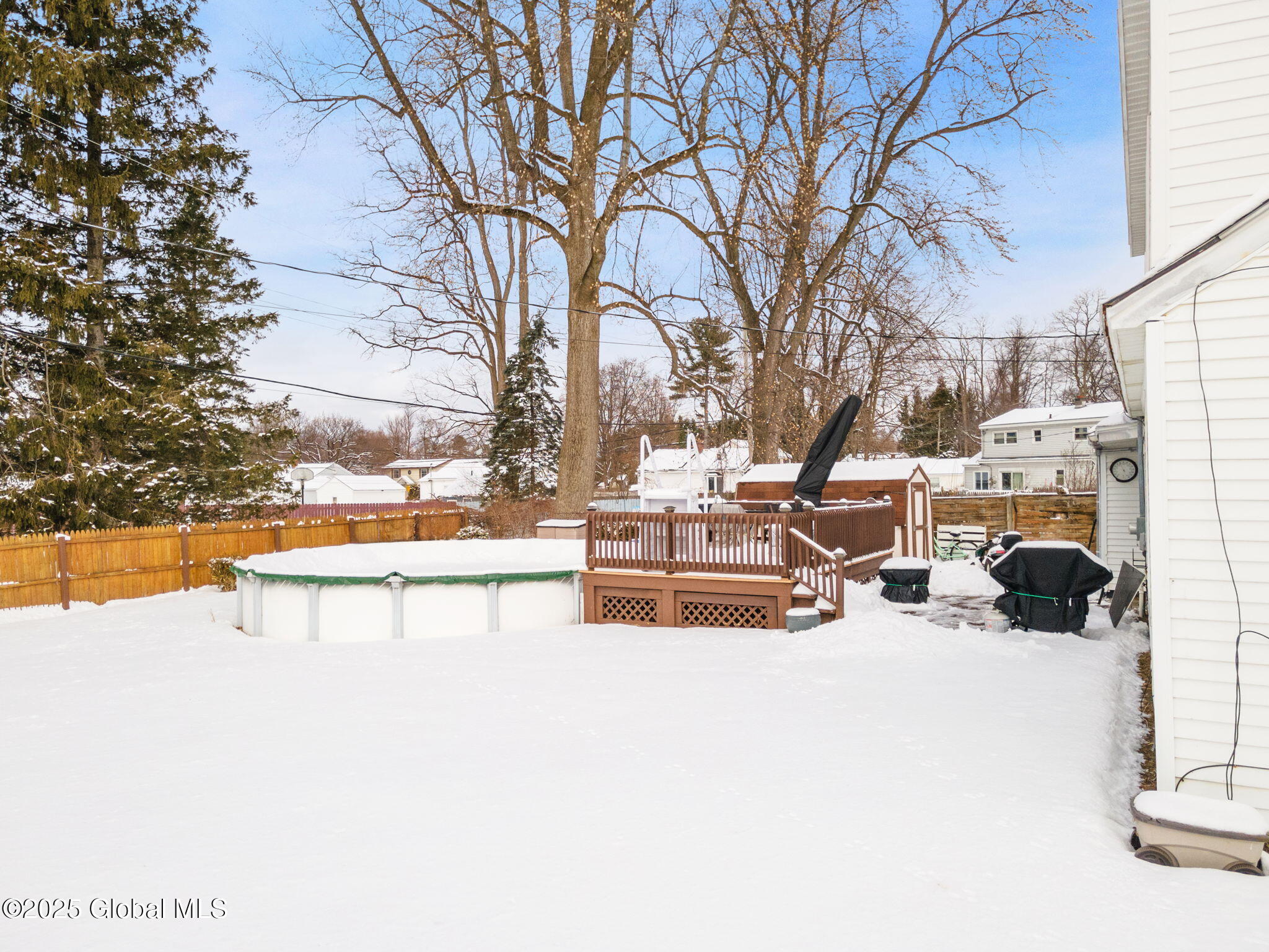 1008 Roberta Road Rotterdam, NY 12303 - Photo 35 of 42 36-1008RobertaRd_36