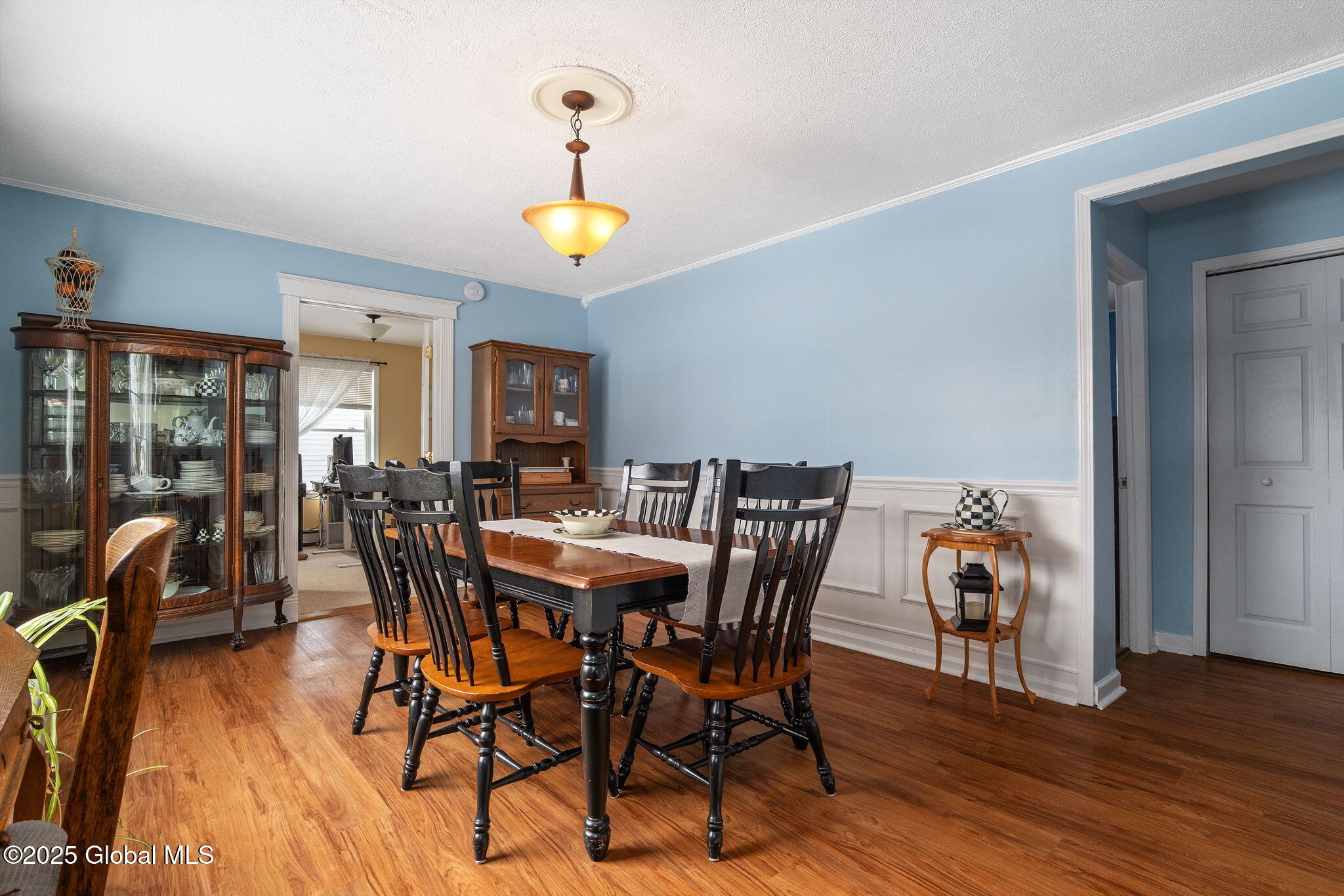 1008 Roberta Road Rotterdam, NY 12303 - Photo 10 of 42 6-1008RobertaRd_06
