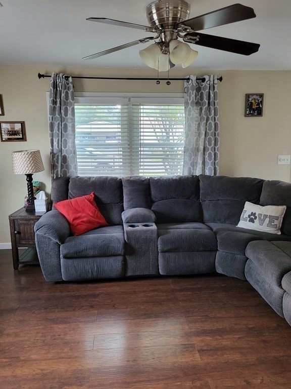 65 Pembroke Circle Springfield, MA 01104 - Photo 13 of 19