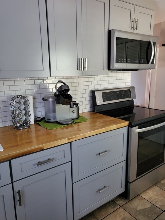 65 Pembroke Circle Springfield, MA 01104 - Photo 18 of 19