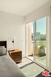 $709,000 | 1310 North Detroit Street, Unit 401, Los Angeles, CA 90046