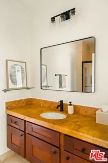 $709,000 | 1310 North Detroit Street, Unit 401, Los Angeles, CA 90046