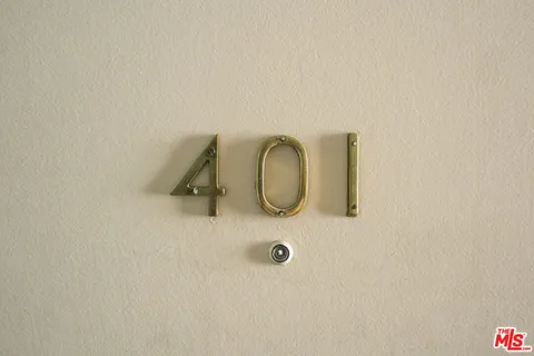 $709,000 | 1310 North Detroit Street, Unit 401, Los Angeles, CA 90046