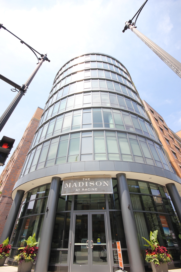 1164 West Madison Street, Unit 309 Chicago, IL 60607 - Photo 1 of 18 a front view of a building