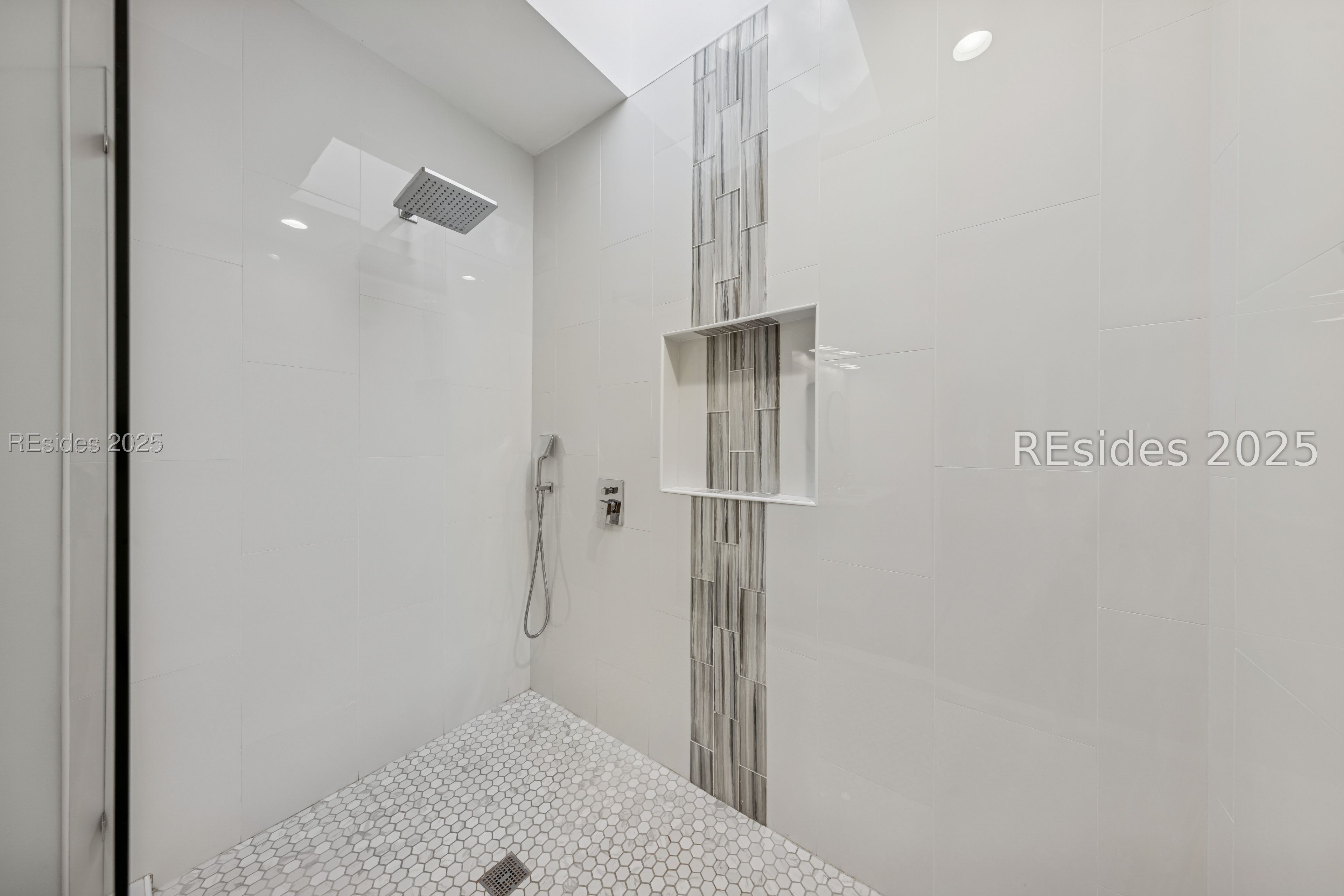 32 Wax Myrtle Court Hilton Head Island, SC 29926 - Photo 34 of 95 Primary Shower