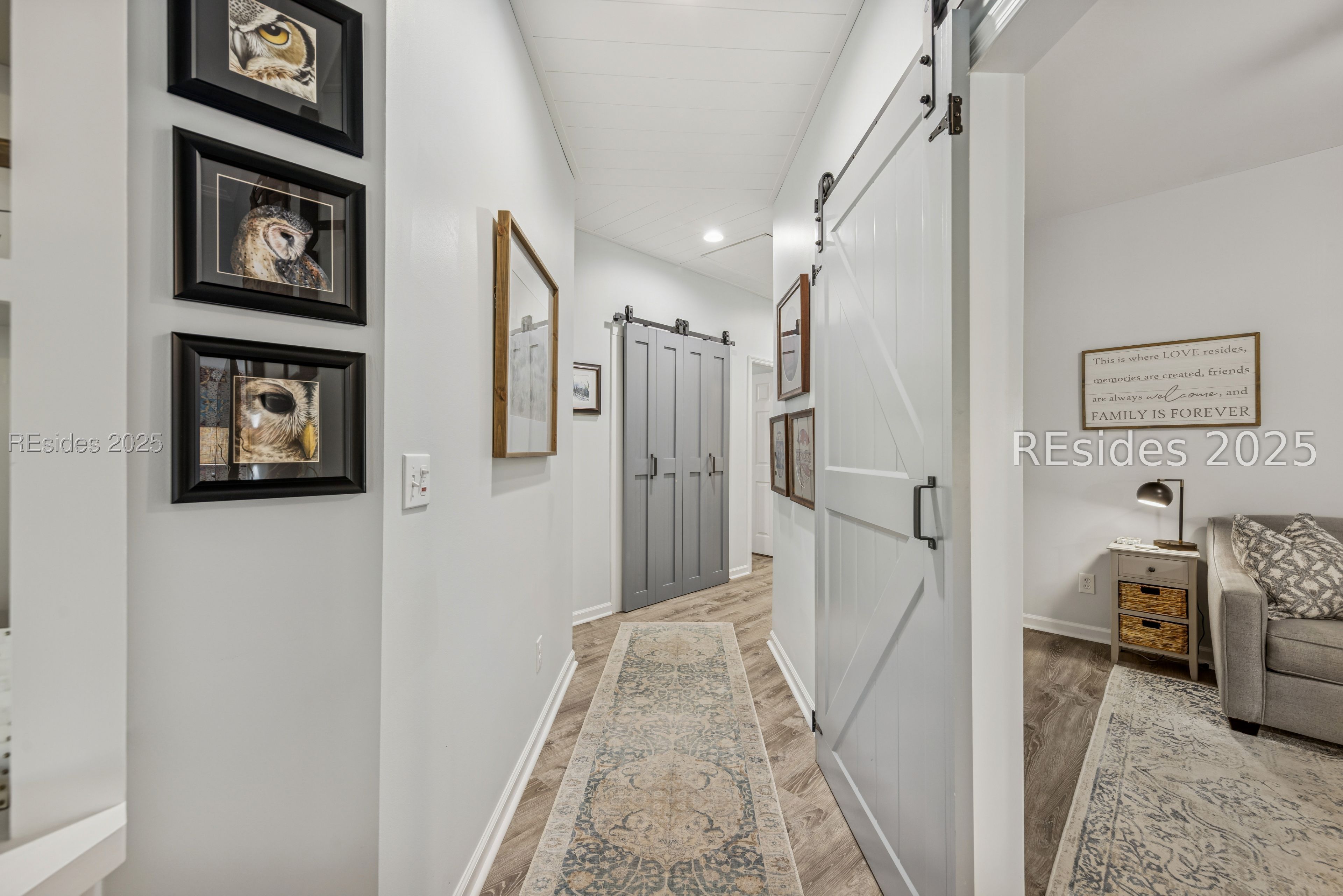 32 Wax Myrtle Court Hilton Head Island, SC 29926 - Photo 36 of 95 Hallway