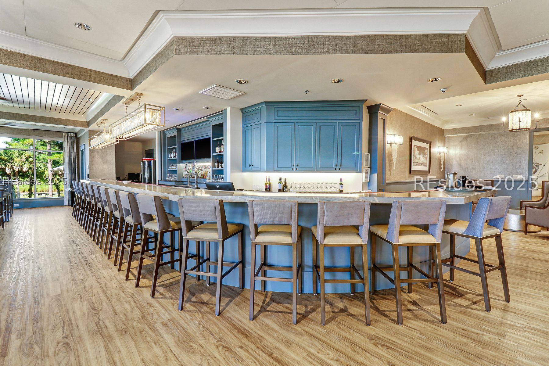 32 Wax Myrtle Court Hilton Head Island, SC 29926 - Photo 61 of 95 Moss Creek Clubhouse Bar