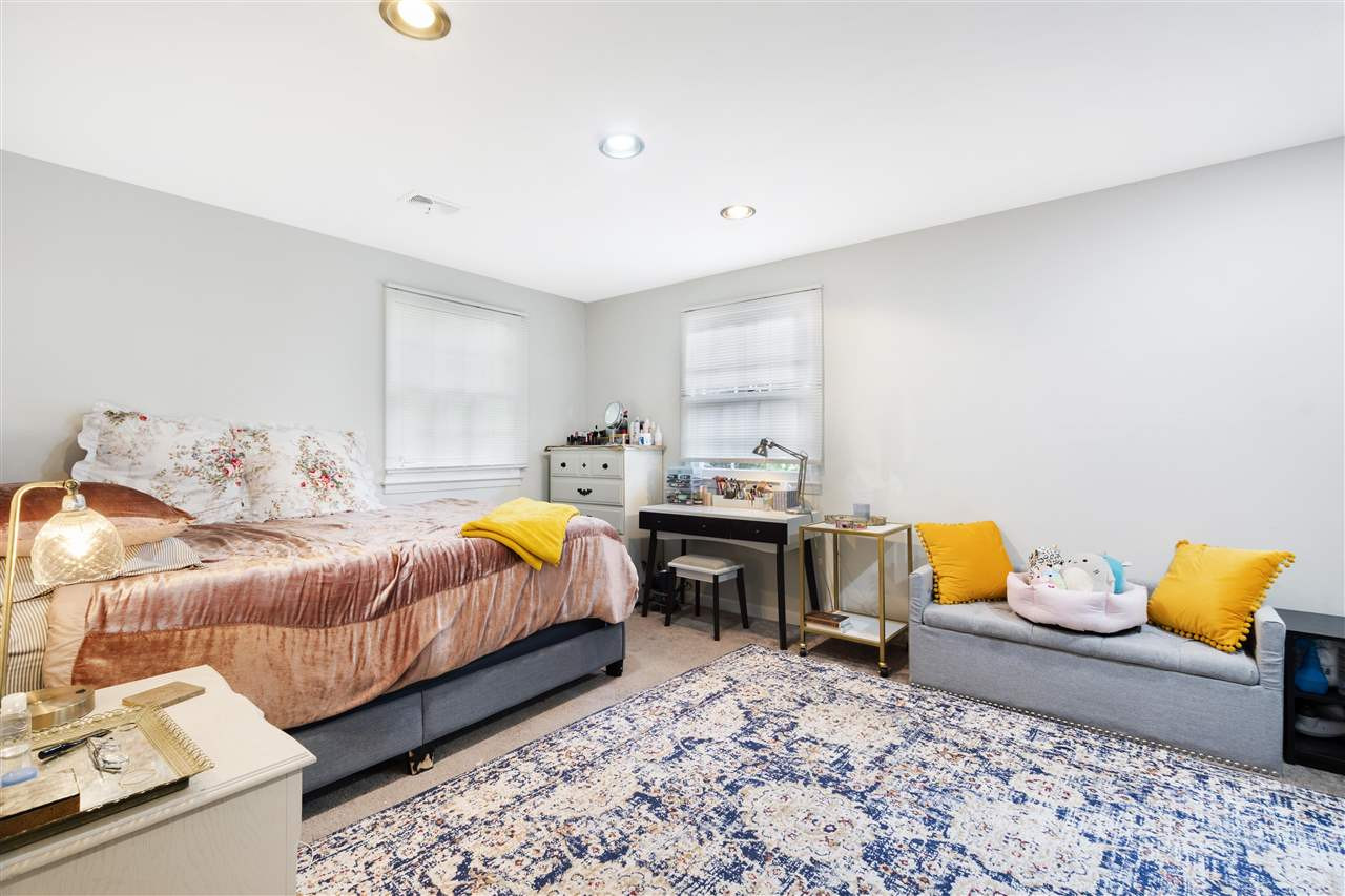 313 Compton Road Raleigh, NC 27609 - Photo 22 of 29 Photo 22