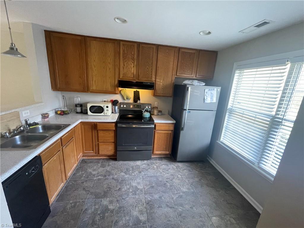 2229 Walnut Ridge Court Raleigh, NC 27610 - Photo 9 of 12 Gallery Image 9
