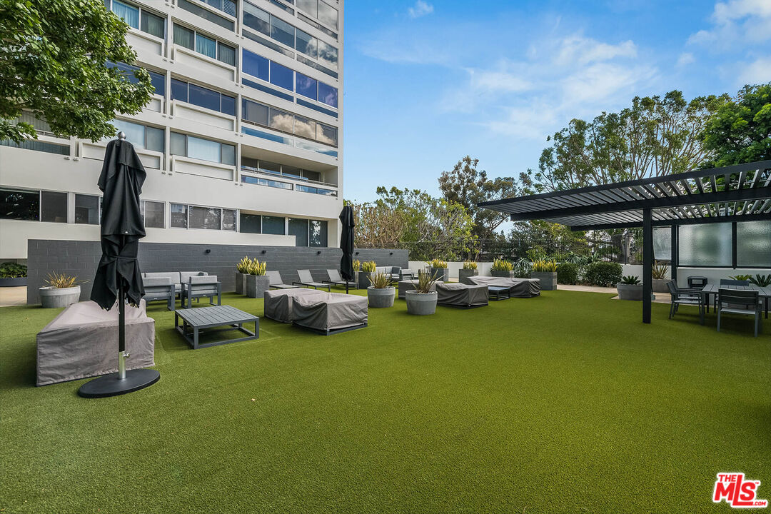 2222 Avenue Of The Stars, Unit 1701 Los Angeles, CA 90067 - Photo 29 of 35