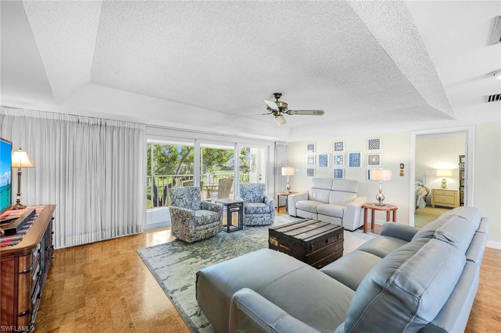 261 Memory Lane, Unit 4 Naples, FL 34112 - Photo 2 of 18 Gallery Image 2