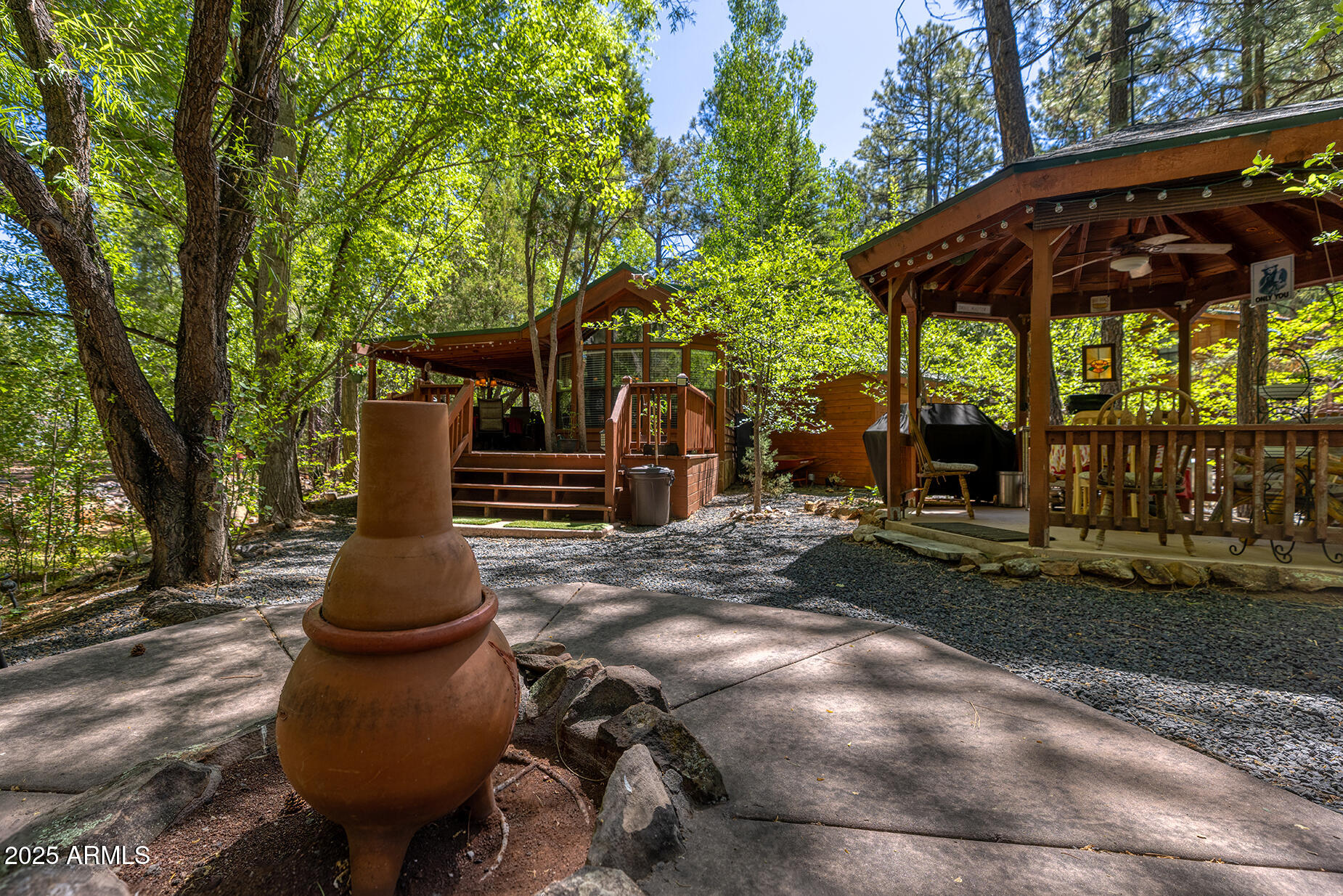 2140 Horseshoe Loop Show Low, AZ 85901 - Photo 4 of 35 Exterior Back