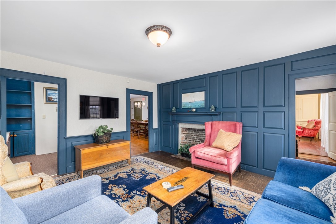 31 Bridge Street Newport, RI 02840 - Photo 16 of 50