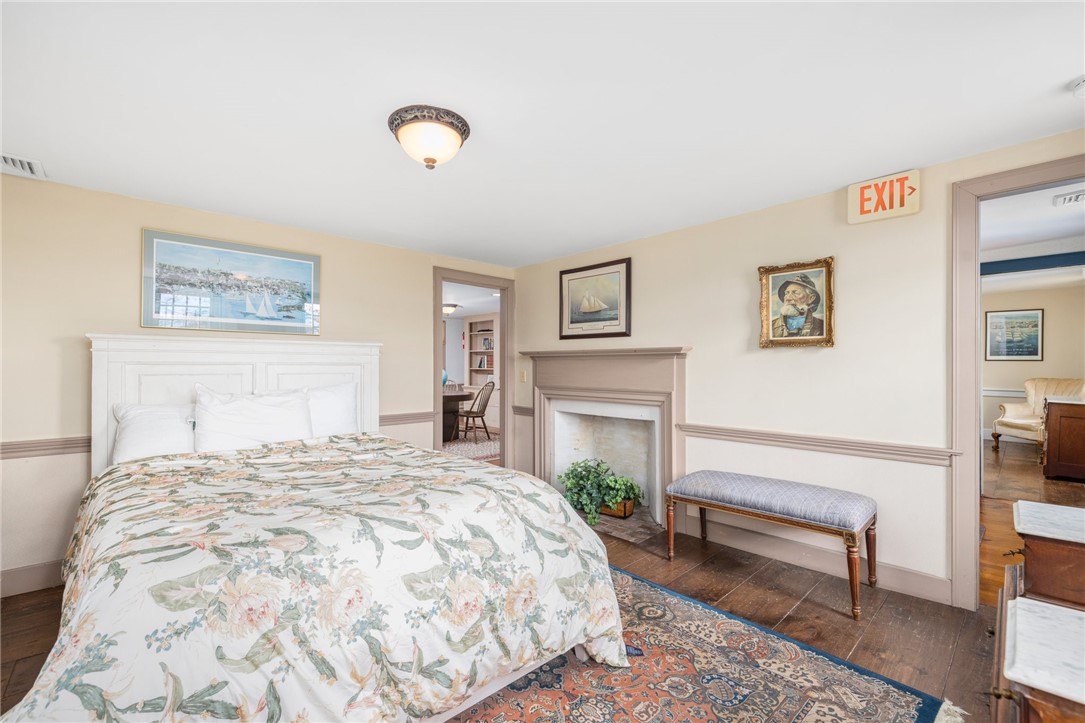 31 Bridge Street Newport, RI 02840 - Photo 30 of 50