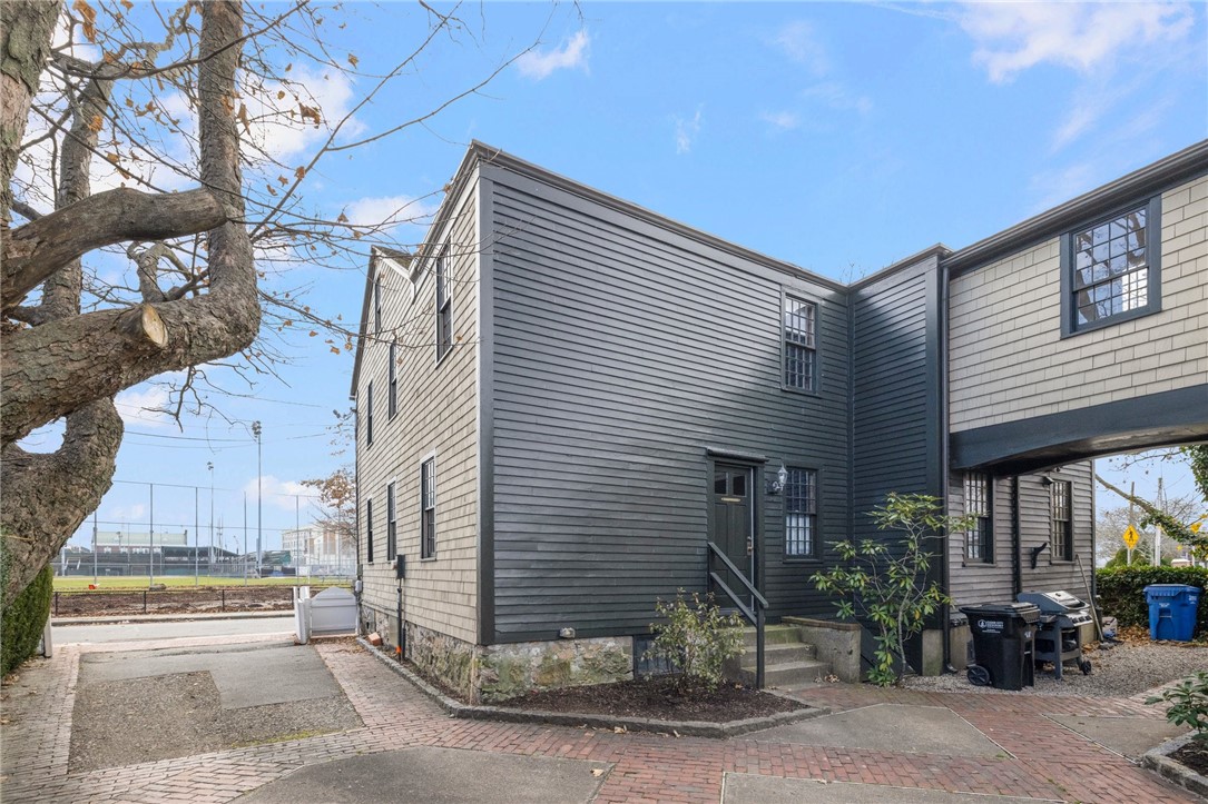 31 Bridge Street Newport, RI 02840 - Photo 39 of 50