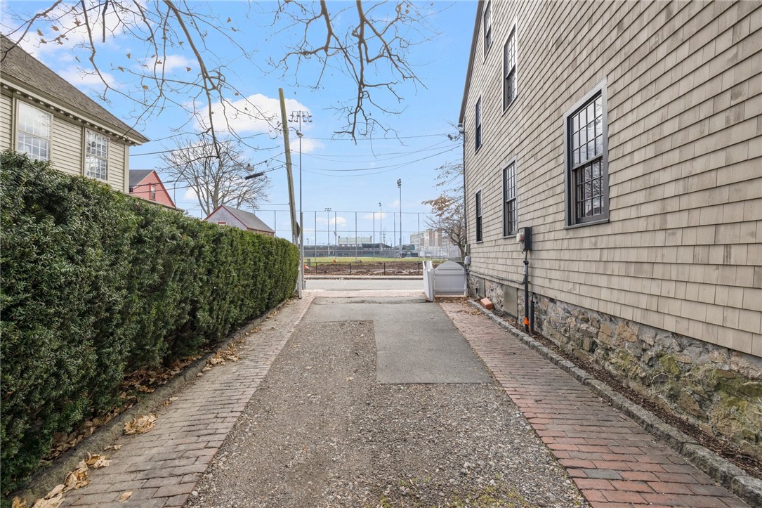 31 Bridge Street Newport, RI 02840 - Photo 43 of 50