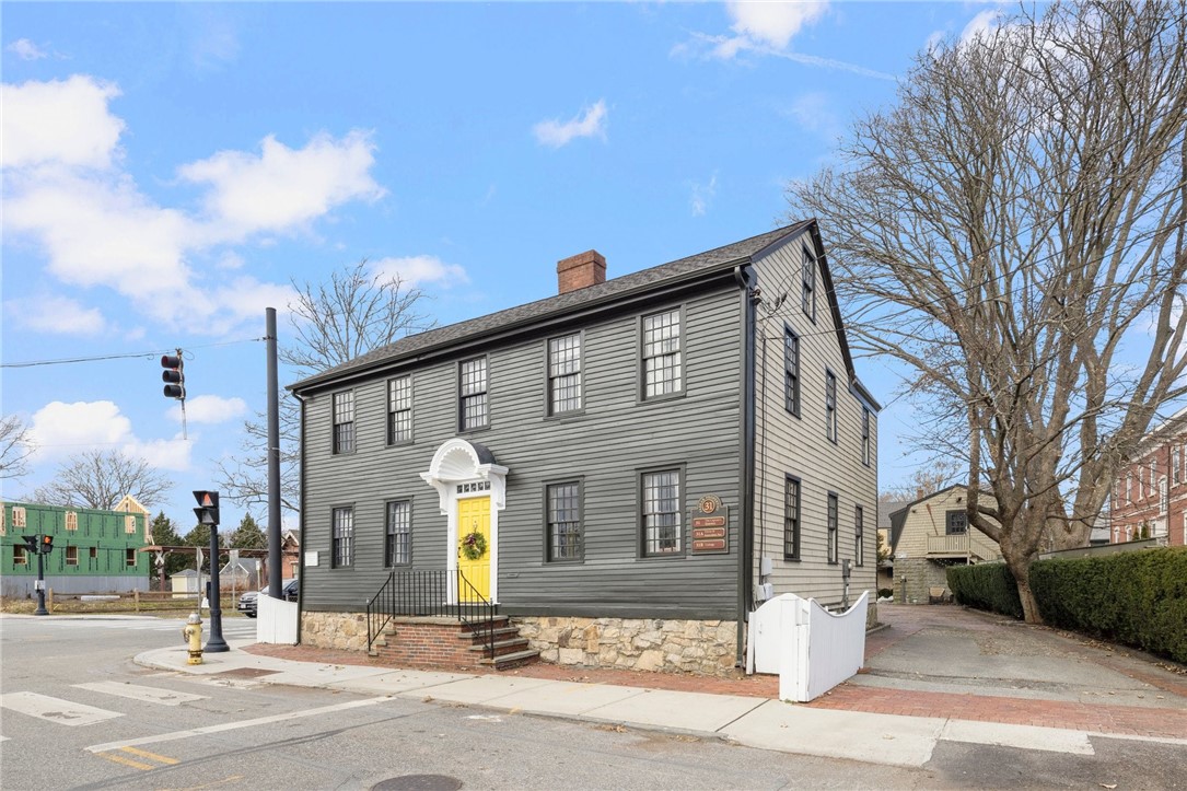 31 Bridge Street Newport, RI 02840 - Photo 45 of 50