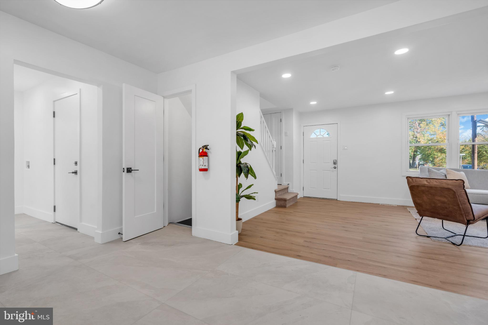 104 East Laurelton Avenue Maple Shade, NJ 08052 - Photo 7 of 37 a view of livingroom with hardwood floor and workspace
