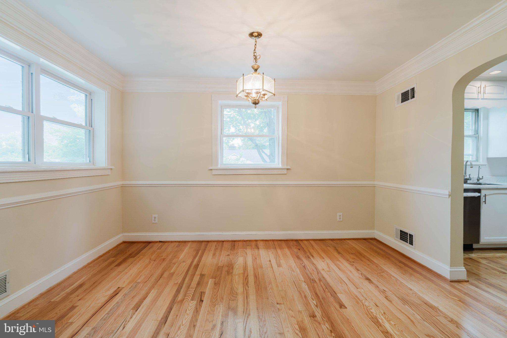 10200 Duvawn Place Silver Spring, MD 20902 - Photo 5 of 42 Bright and airy space with charm.