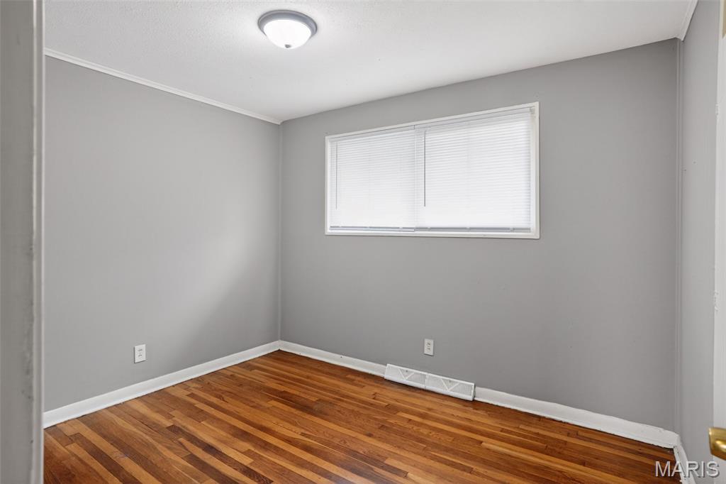2240 Kerwin Drive St. Louis, MO 63136 - Photo 11 of 33