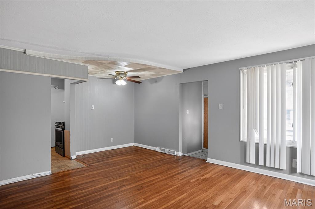 2240 Kerwin Drive St. Louis, MO 63136 - Photo 14 of 33
