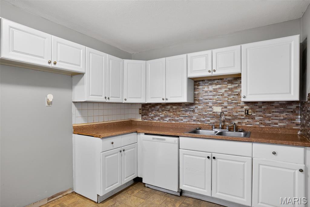 2240 Kerwin Drive St. Louis, MO 63136 - Photo 15 of 33