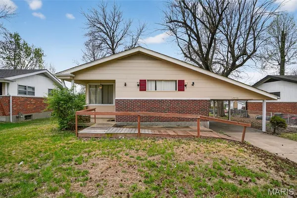 $99,900 | 2240 Kerwin Drive, St. Louis, MO 63136