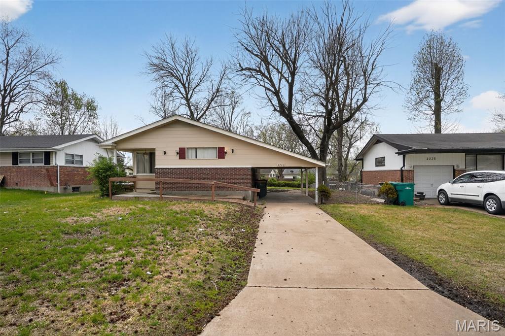 2240 Kerwin Drive St. Louis, MO 63136 - Photo 3 of 33