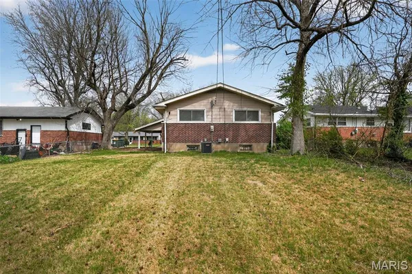 $99,900 | 2240 Kerwin Drive, St. Louis, MO 63136