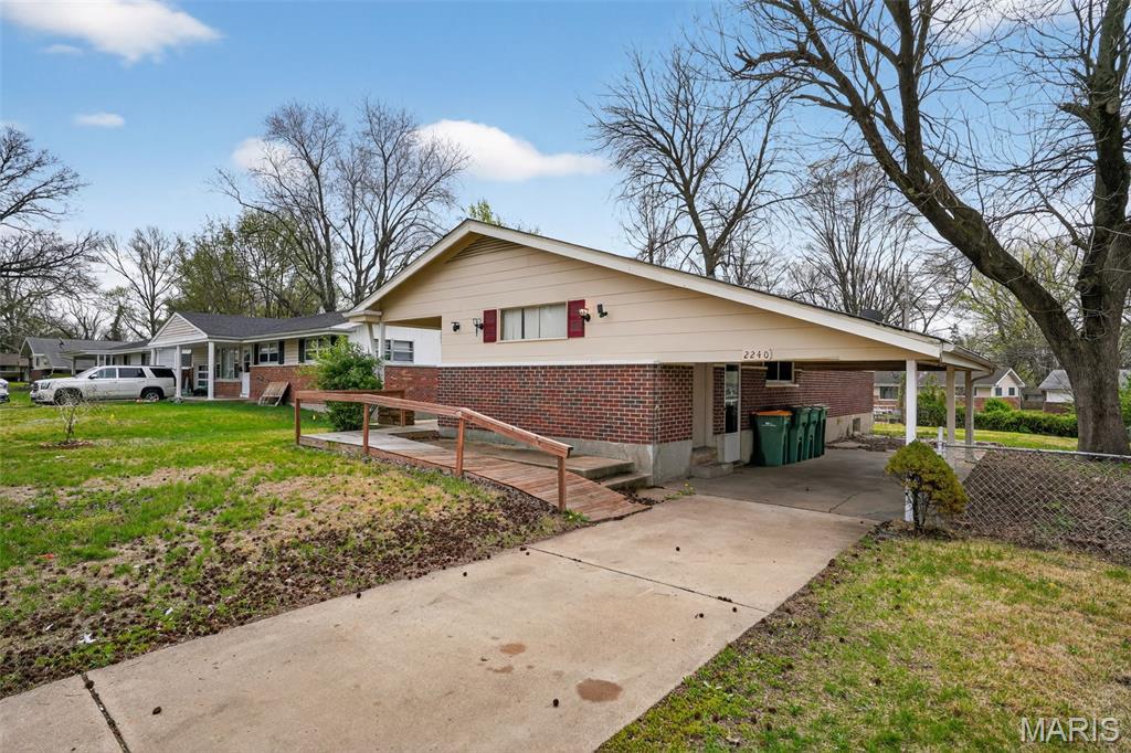 2240 Kerwin Drive St. Louis, MO 63136 - Photo 5 of 33