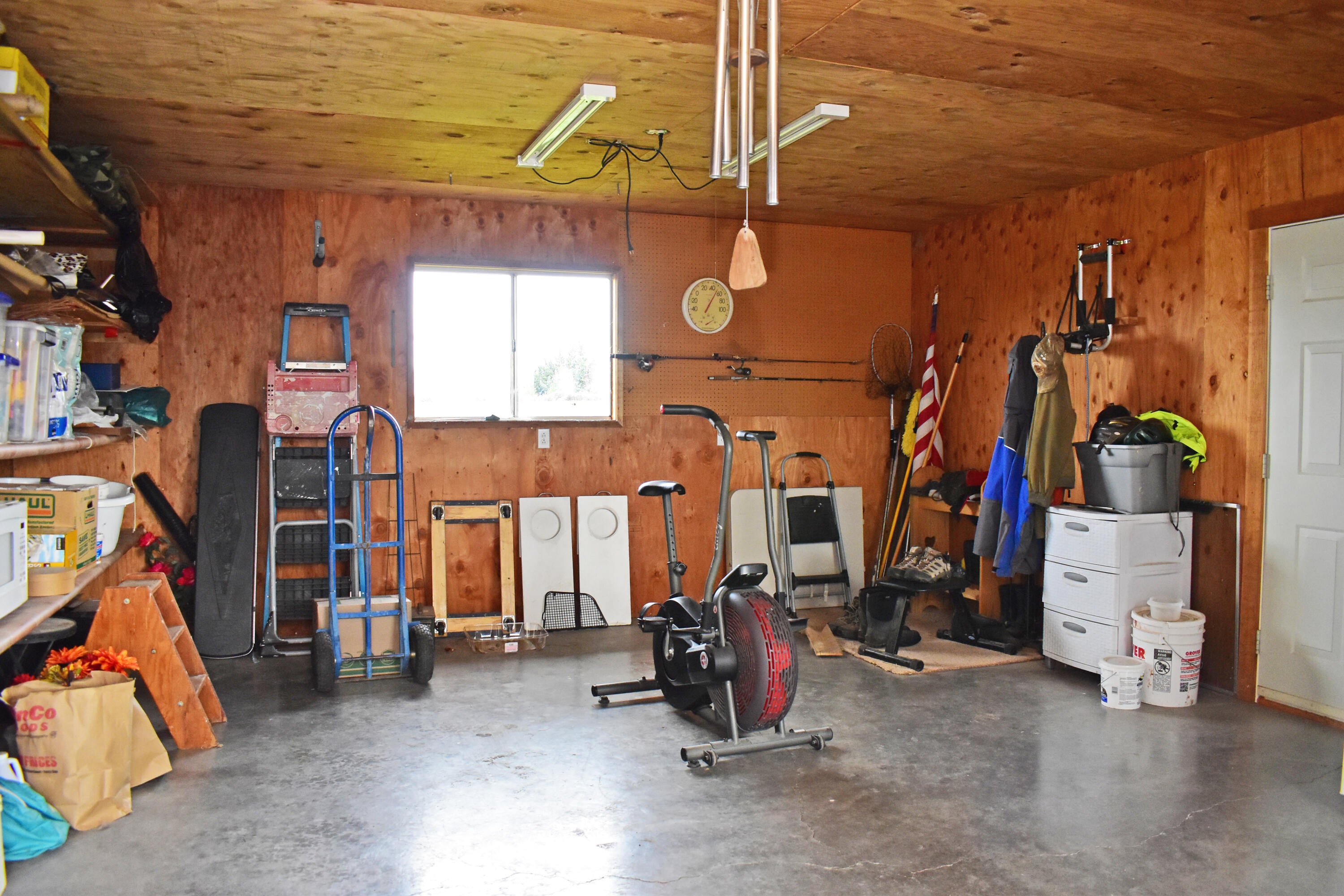 865 Reese Creek Road Eagle Point, OR 97524 - Photo 24 of 37 Shop