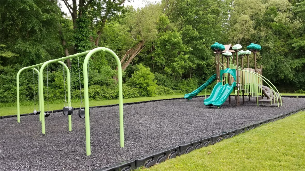 118 Oakleaf Drive Brutus, NY 13166 - Photo 22 of 24