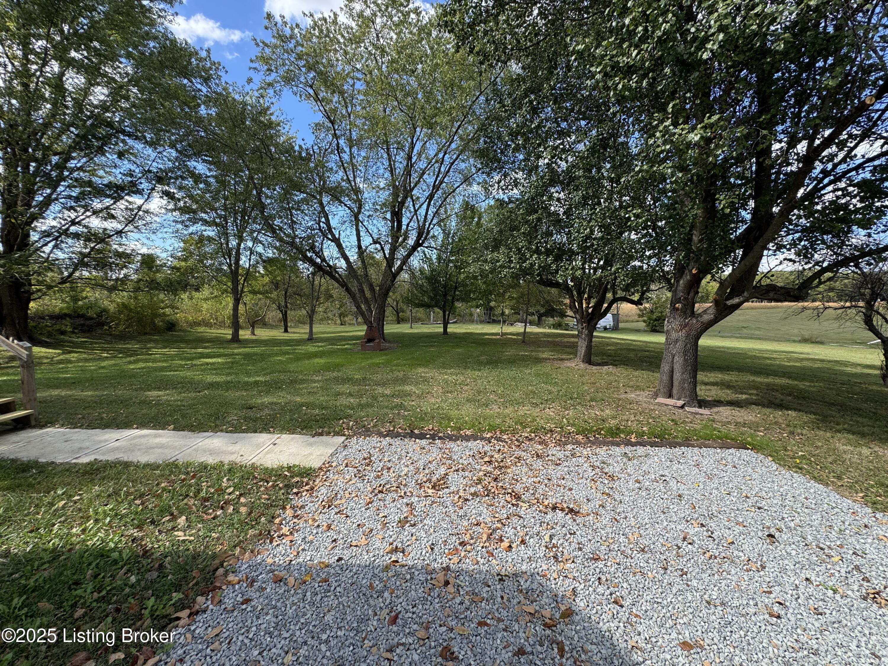 6480 Loretto Road Bardstown, KY 40004 - Photo 24 of 37 IMG_6866