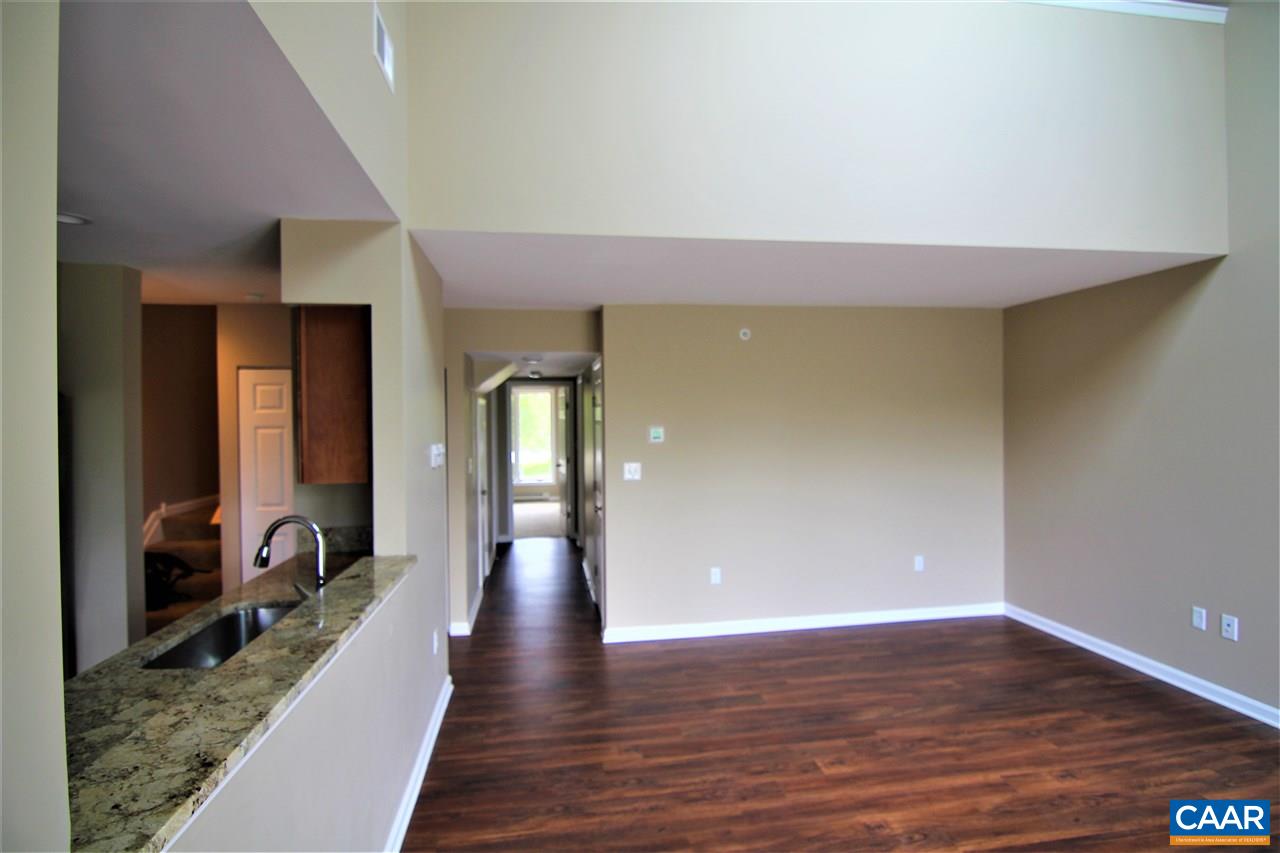 3233 North Ridge Roseland, VA 22967 - Photo 4 of 29 Gallery Image 4