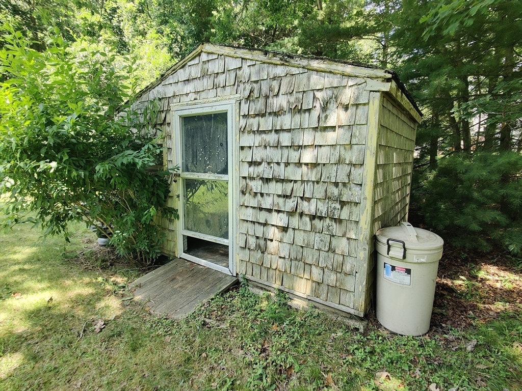 288 Mill Road Fairhaven, MA 02719 - Photo 11 of 31 Gallery Image 11