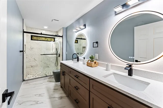 $479,900 | 3 Ridgeline Court, The Woodlands, TX 77381